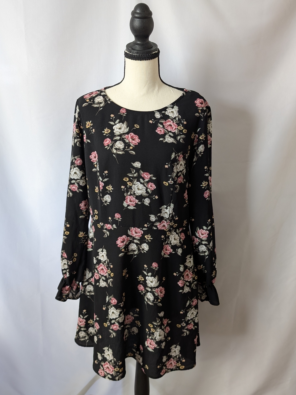 H&M Divided Black Floral Long-Sleeve A-Line Mini Dress Size 12